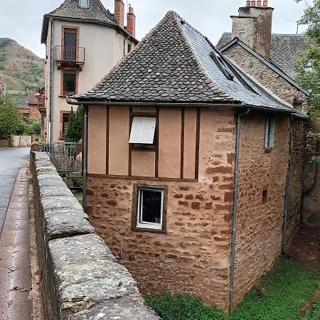 La Maison Des Vignes Clairvaux-d'Aveyron Exterior foto